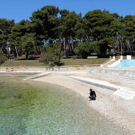 By The Sea - 13502 풀라