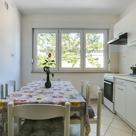 By The Sea - 13502 Apartment Pula