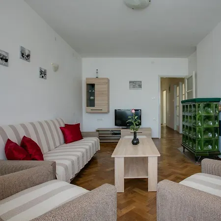 By The Sea - 13502 Apartment *
